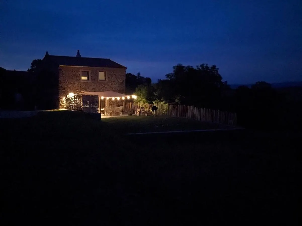 Holiday home La Grange, Le Hameau Des Volcans - Deconnexion Face A La Vue Saint-Just-pres-Brioude