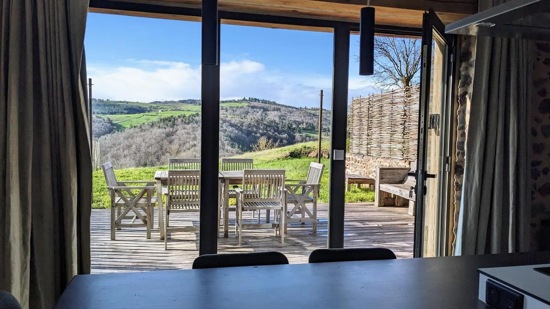 La Grange, Le Hameau Des Volcans - Deconnexion Face A La Vue Saint-Just-pres-Brioude